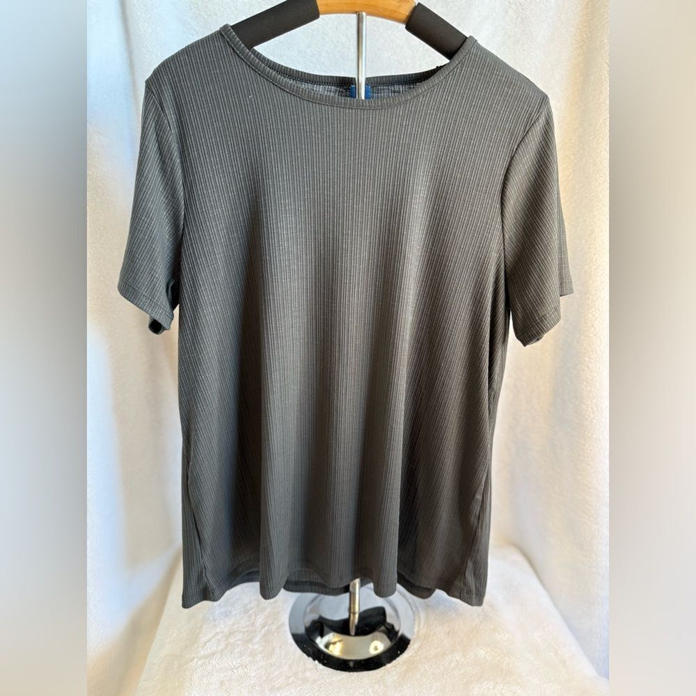 Old Navy Ribbed Crew Neck Tee
